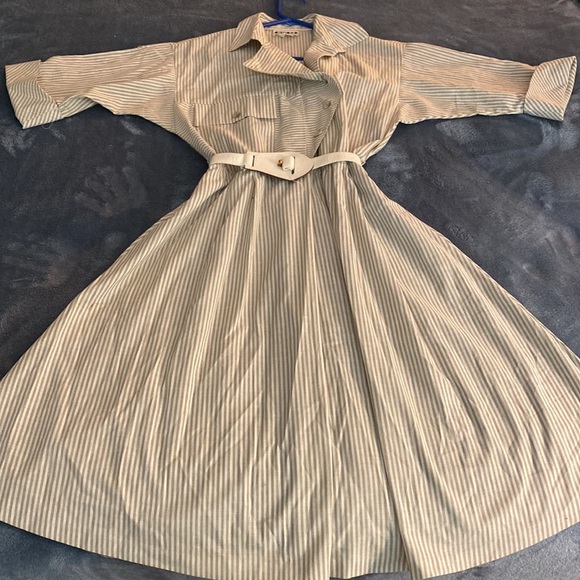 Vintage 80s Shirtwaist Dress - Picture 6 of 6